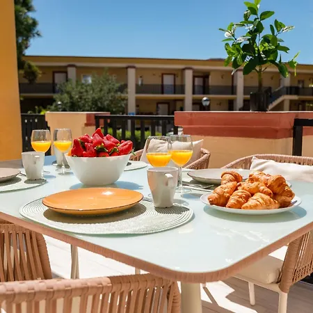 Oleholidays Romana Playa Junto Al Mar Marbella